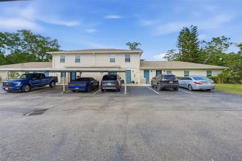7322 Stone Haven Court N Pinellas Park FL 33781