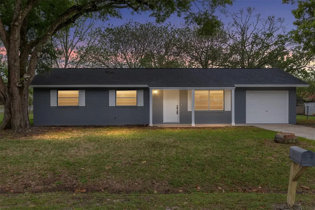 1912 NE 52nd Street Ocala FL 34479