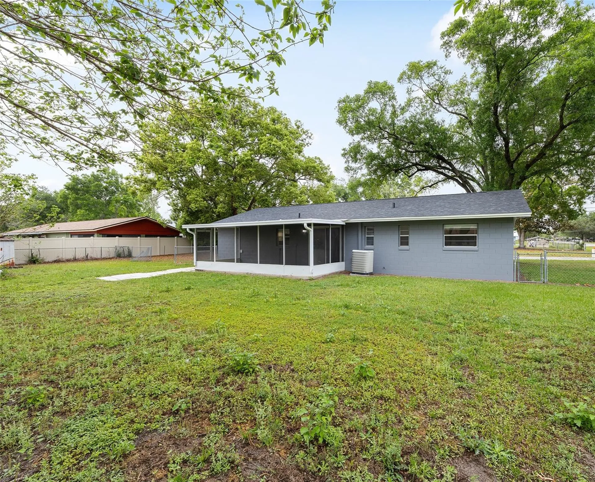 1912 NE 52nd Street Ocala FL 34479
