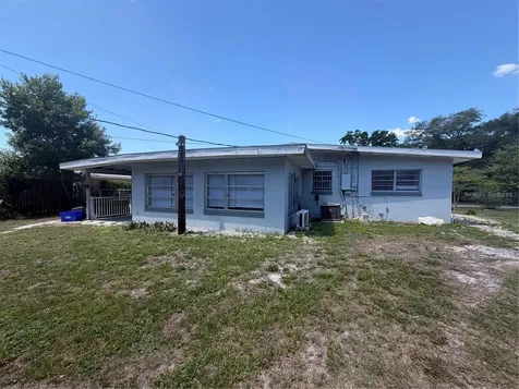 135 Pinecrest Drive Sanford FL 32773