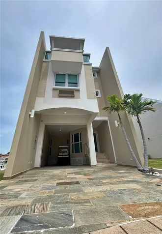 14 Peninsula De San Juan Street Humacao PR 00791