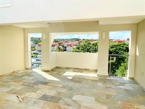 14 Peninsula De San Juan Street Humacao PR 00791