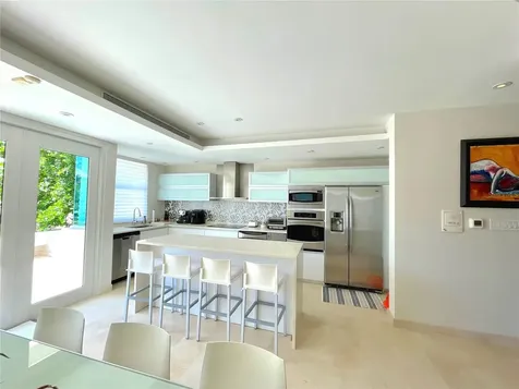 14 Peninsula De San Juan Street Humacao PR 00791