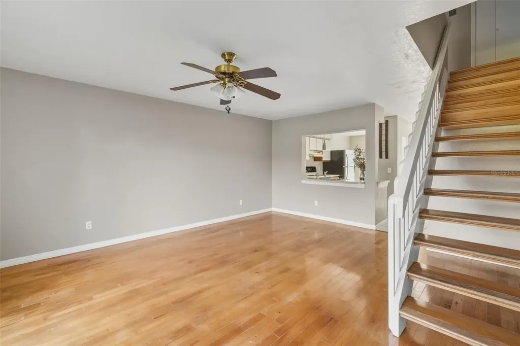 16545 Lake Brigadoon Circle Tampa FL 33618