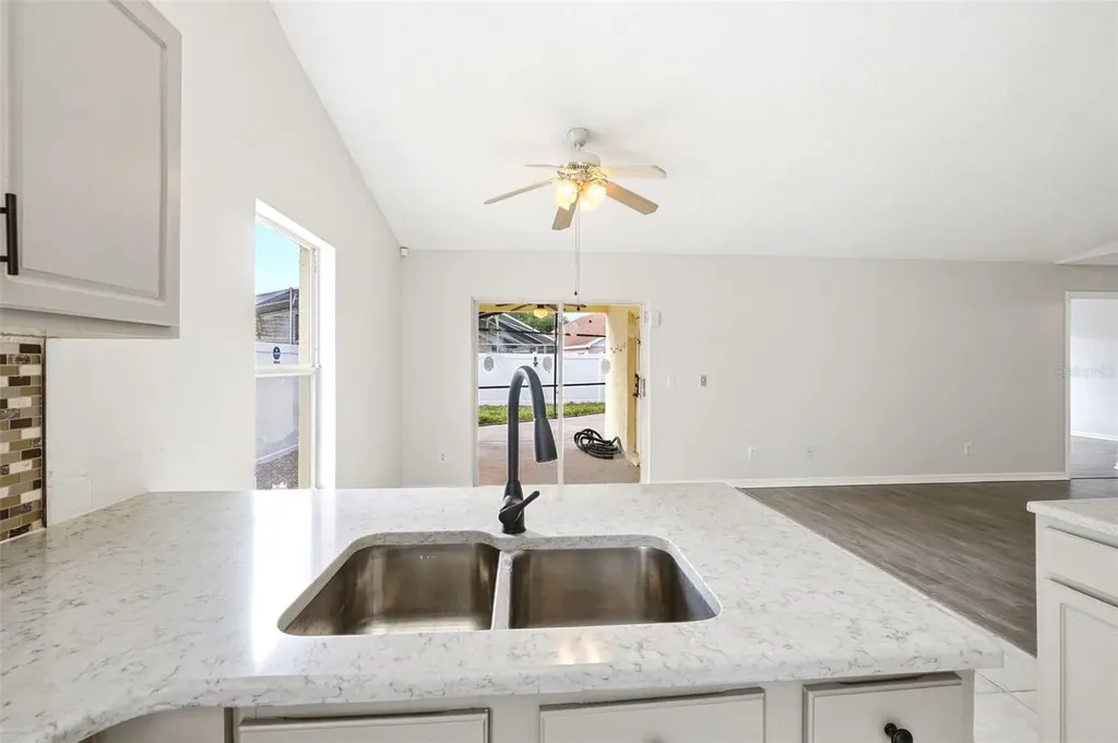 4518 Alaqua Trail Kissimmee FL 34746