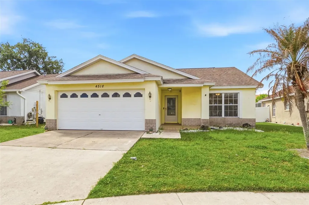 4518 Alaqua Trail Kissimmee FL 34746
