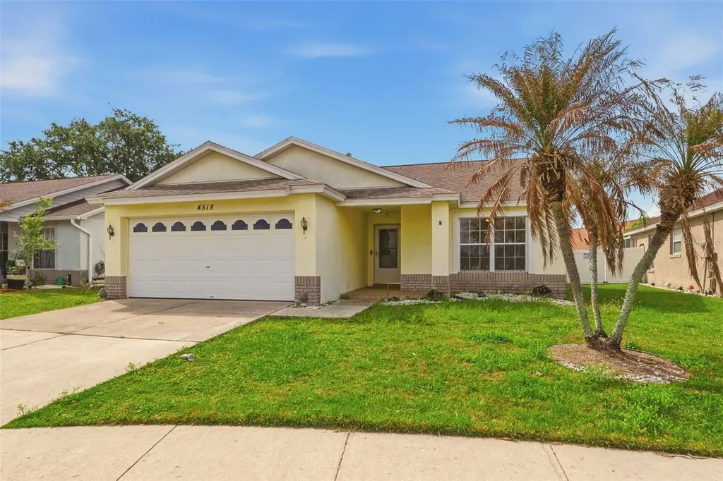 4518 Alaqua Trail Kissimmee FL 34746