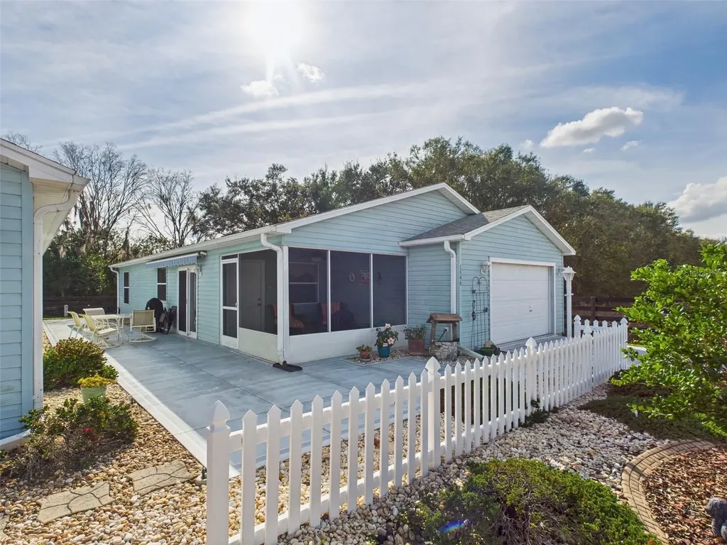 1546 Lozano Avenue The Villages FL 32159