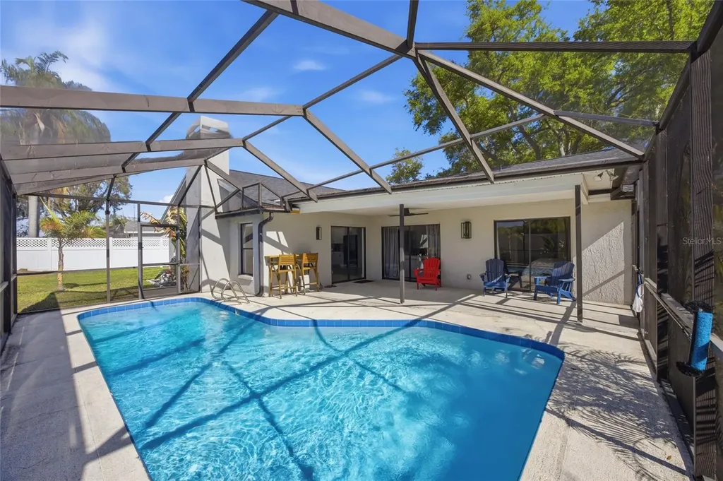 2212 Lake Bay Way Brandon FL 33511