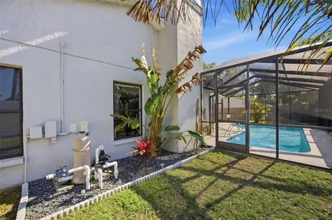2212 Lake Bay Way Brandon FL 33511