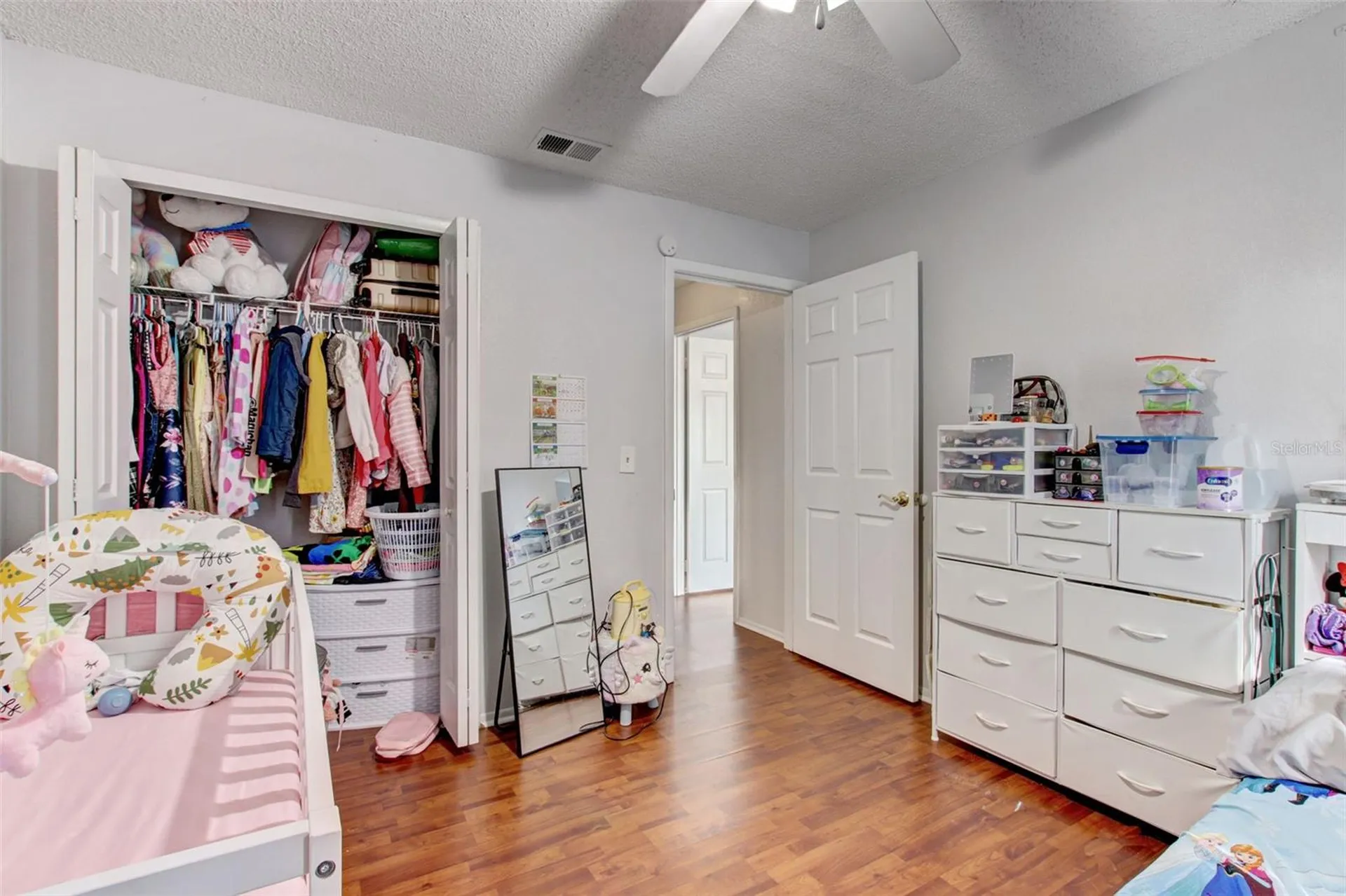 9908 Sweepstakes Lane Orlando FL 32837