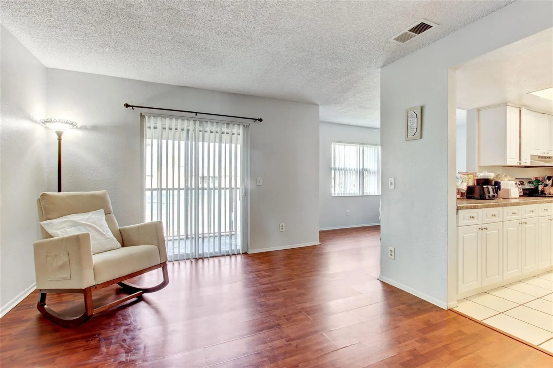 9908 Sweepstakes Lane Orlando FL 32837