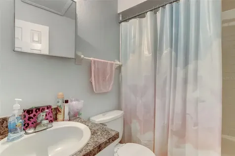 9908 Sweepstakes Lane Orlando FL 32837