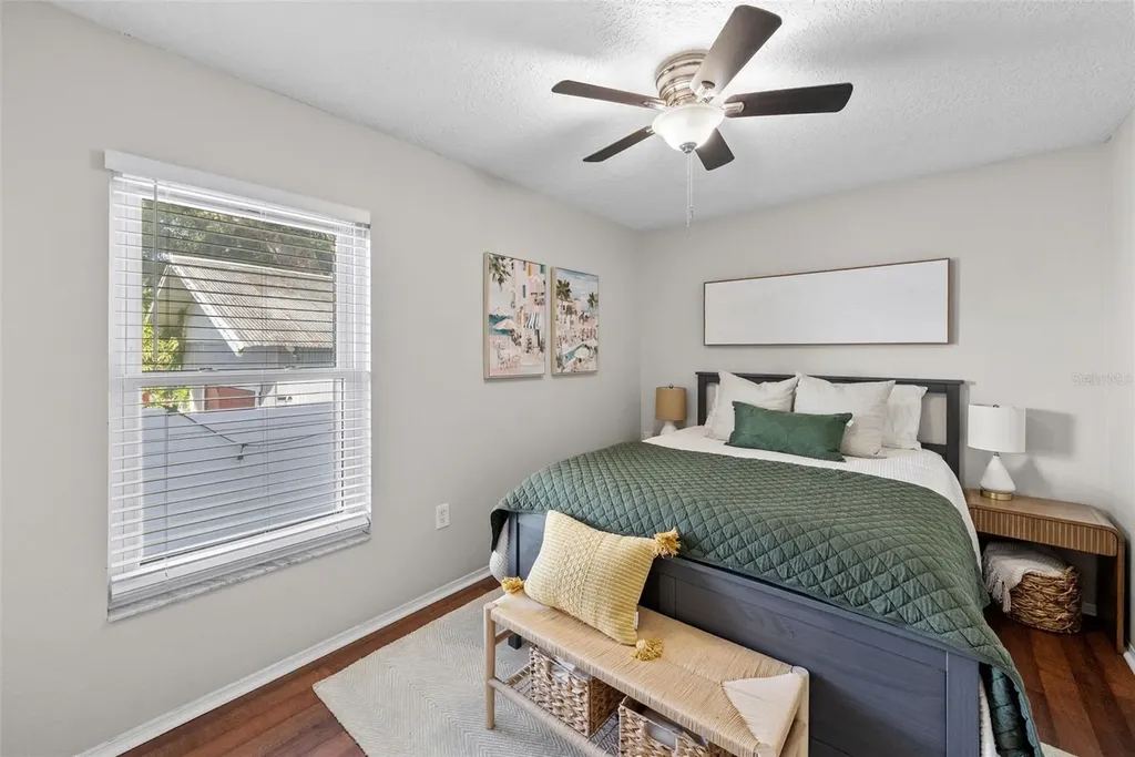 3323 W Pine Street Tampa FL 33607
