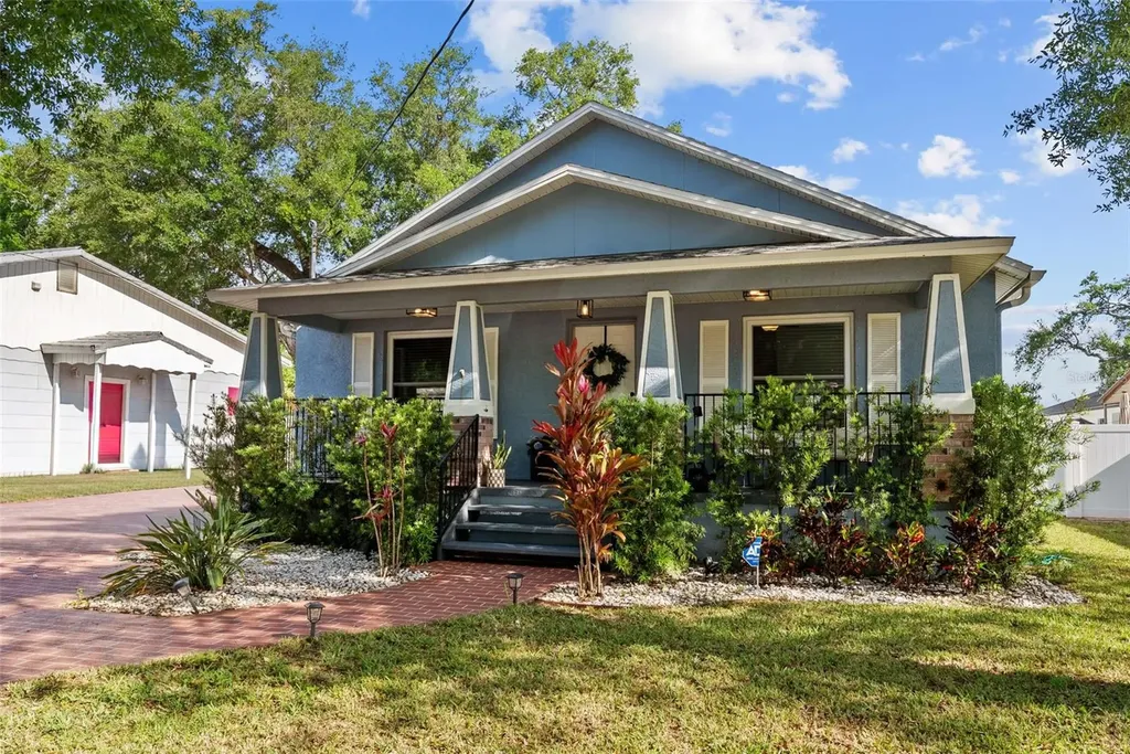 3323 W Pine Street Tampa FL 33607