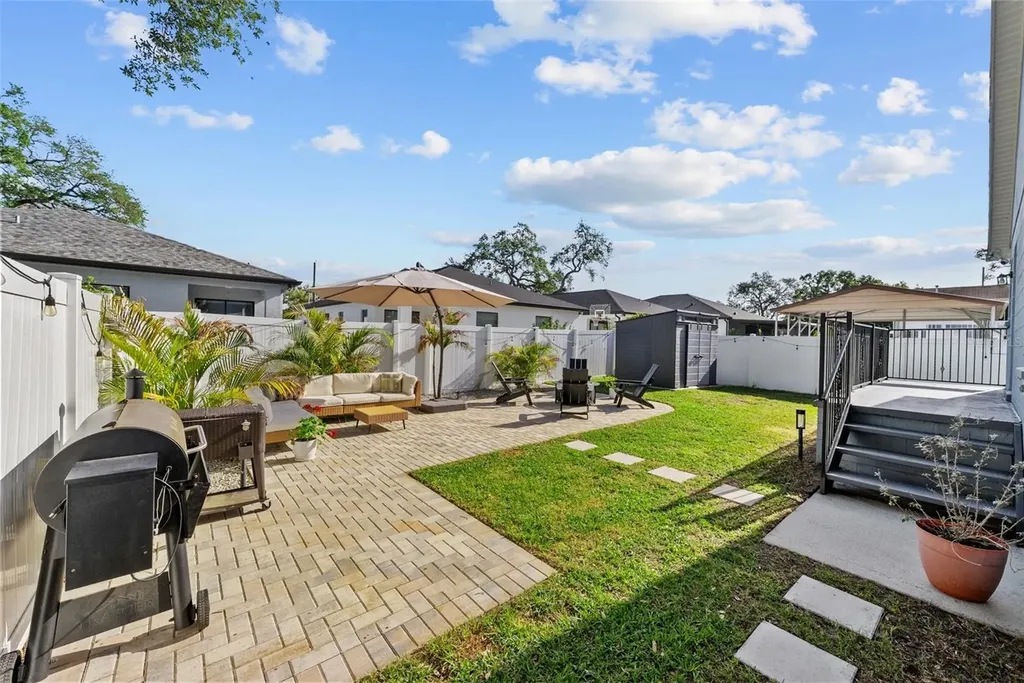 3323 W Pine Street Tampa FL 33607