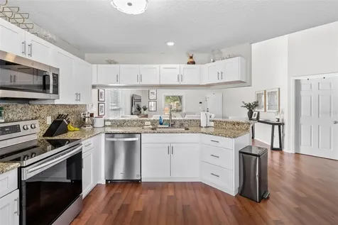 3323 W Pine Street Tampa FL 33607