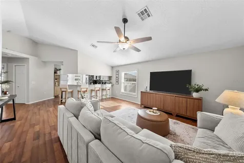 3323 W Pine Street Tampa FL 33607