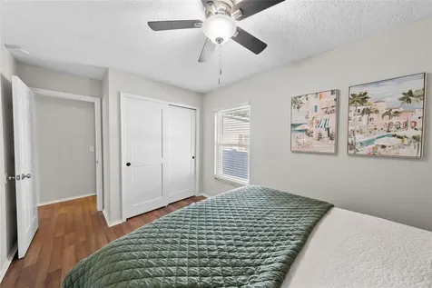 3323 W Pine Street Tampa FL 33607