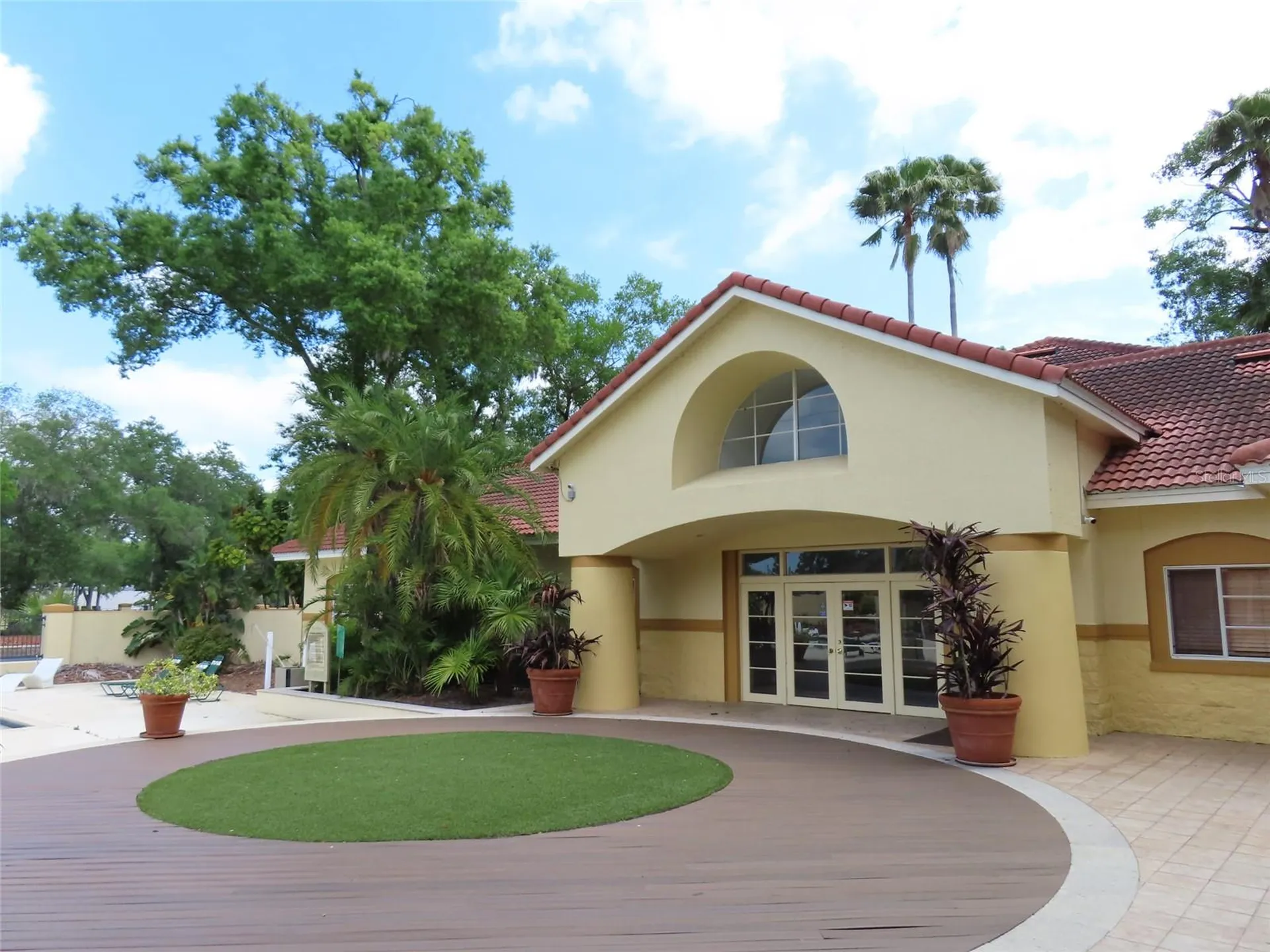 5608 Pinnacle Heights Circle Tampa FL 33624