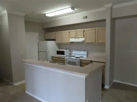 5608 Pinnacle Heights Circle Tampa FL 33624