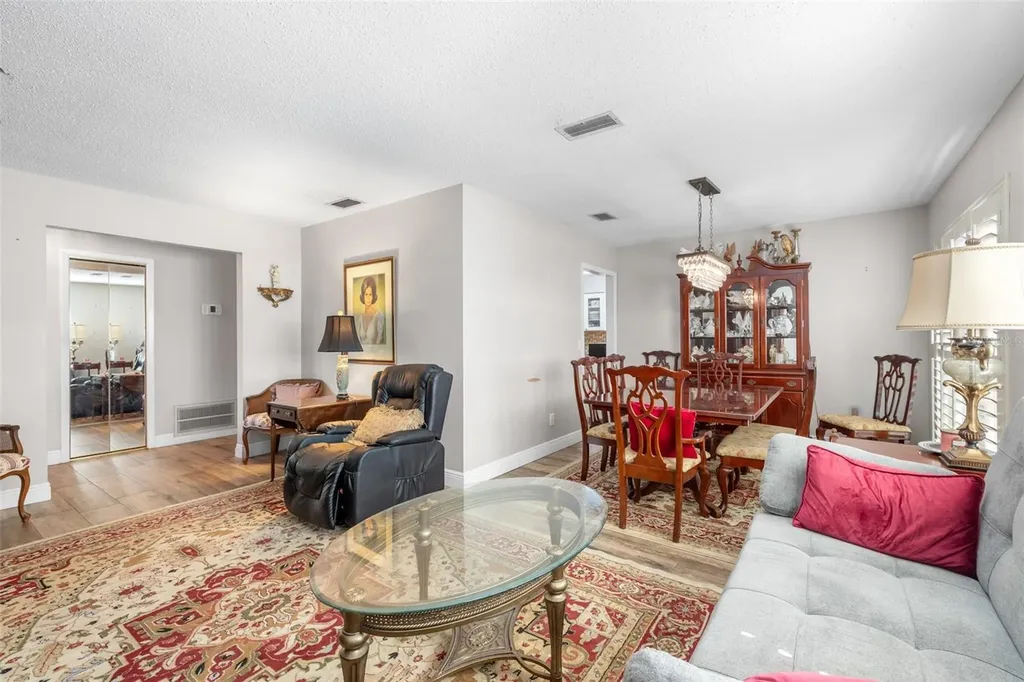 7001 Twelve Oaks Boulevard Tampa FL 33634