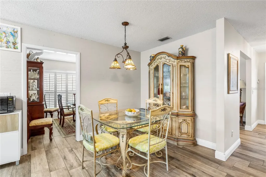 7001 Twelve Oaks Boulevard Tampa FL 33634