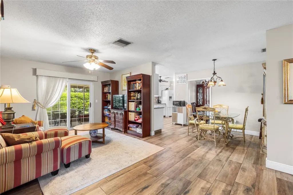 7001 Twelve Oaks Boulevard Tampa FL 33634