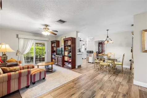 7001 Twelve Oaks Boulevard Tampa FL 33634