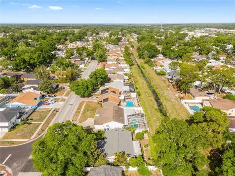 7001 Twelve Oaks Boulevard Tampa FL 33634
