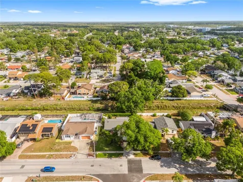 7001 Twelve Oaks Boulevard Tampa FL 33634