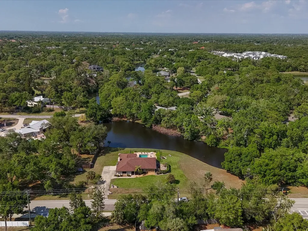 3927 Desoto Road Sarasota FL 34235