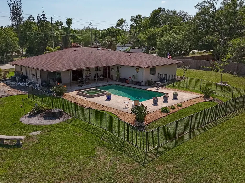 3927 Desoto Road Sarasota FL 34235