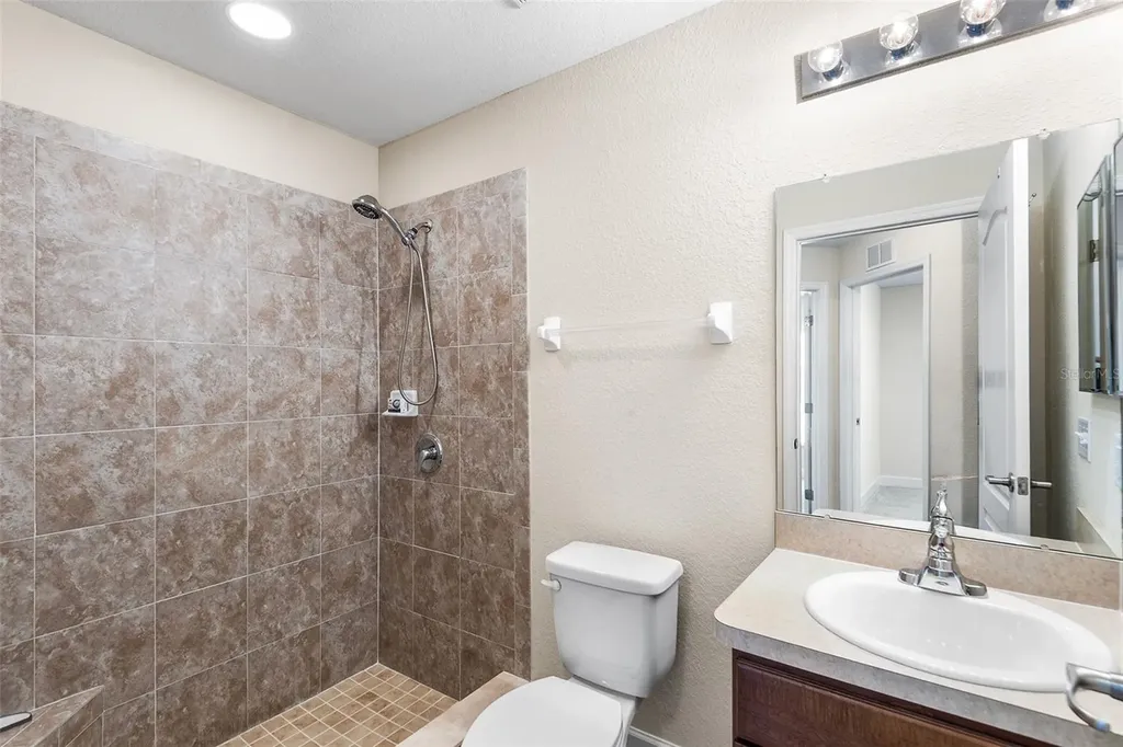 2037 Lakeridge Drive Winter Haven FL 33881