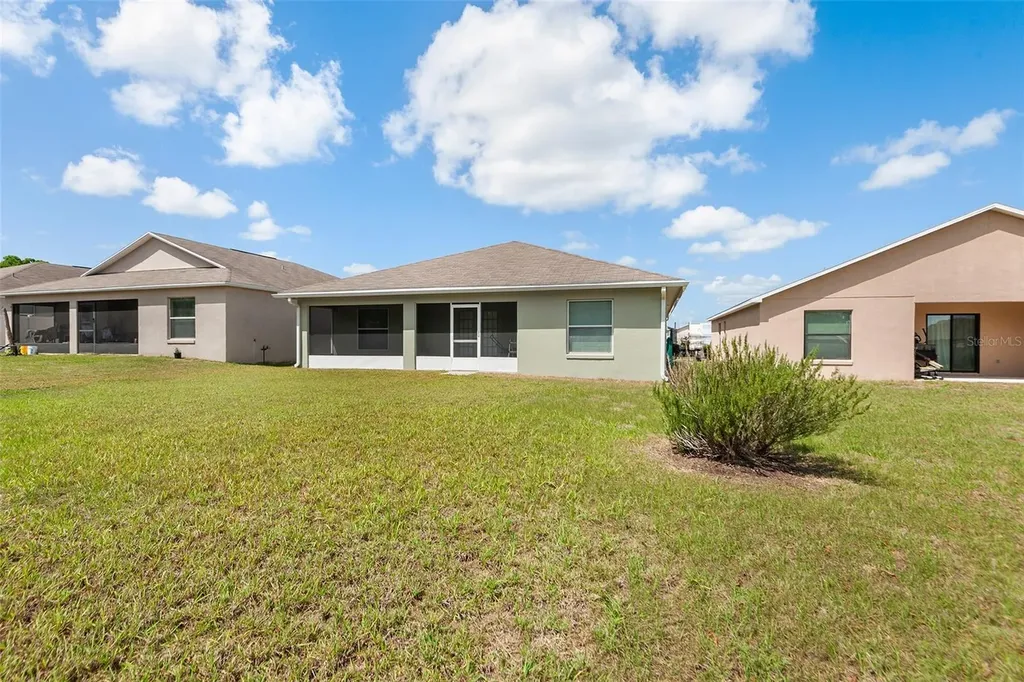 2037 Lakeridge Drive Winter Haven FL 33881