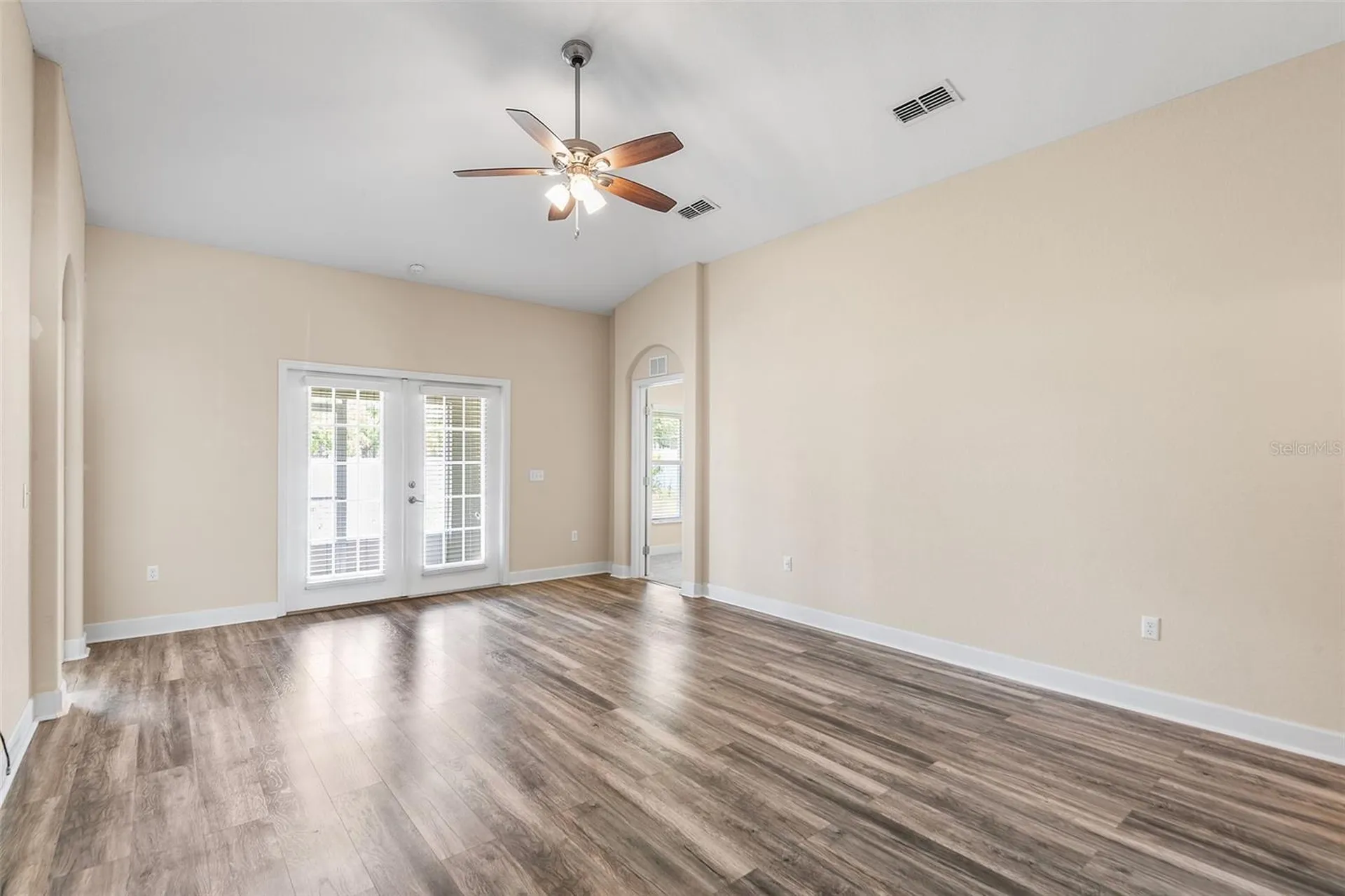 2037 Lakeridge Drive Winter Haven FL 33881