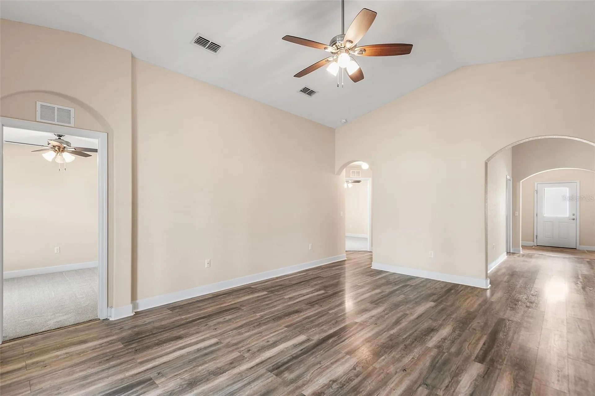 2037 Lakeridge Drive Winter Haven FL 33881
