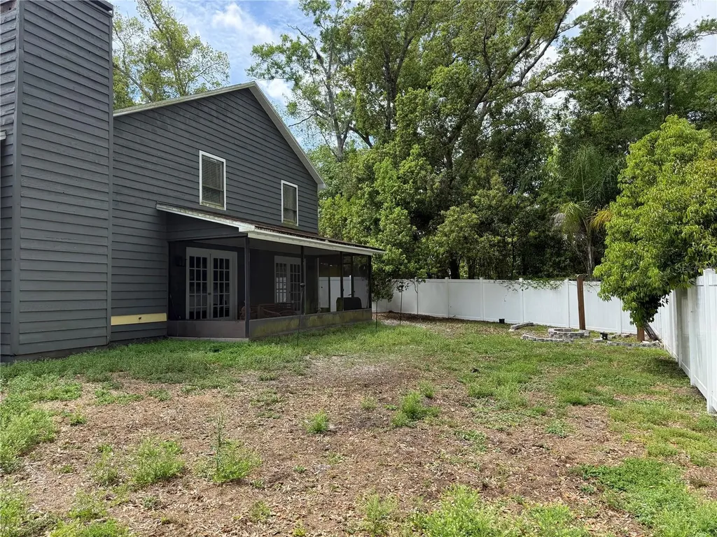 1024 Sylvia Lane Tampa FL 33613