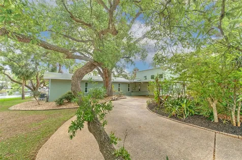 7102 Mandy Lane New Port Richey FL 34652