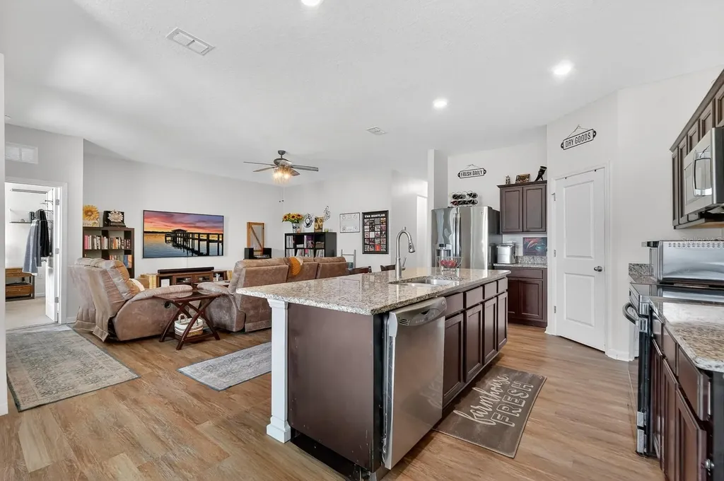 1019 Landing Lane Deltona FL 32738