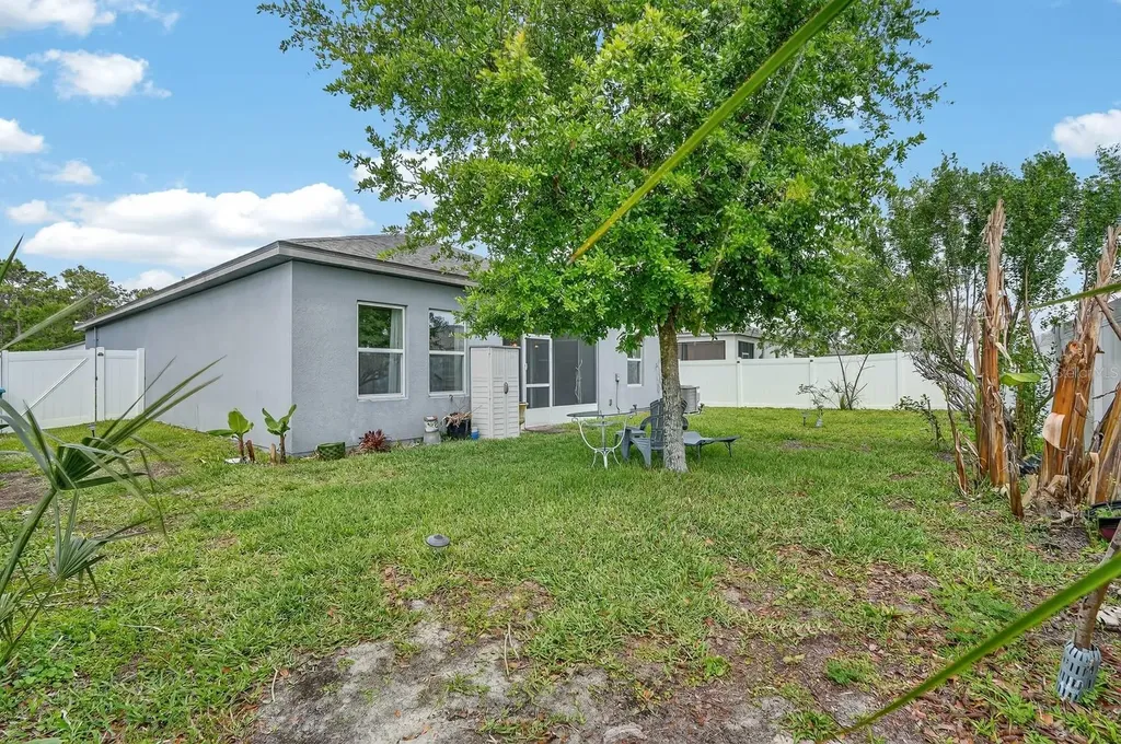 1019 Landing Lane Deltona FL 32738