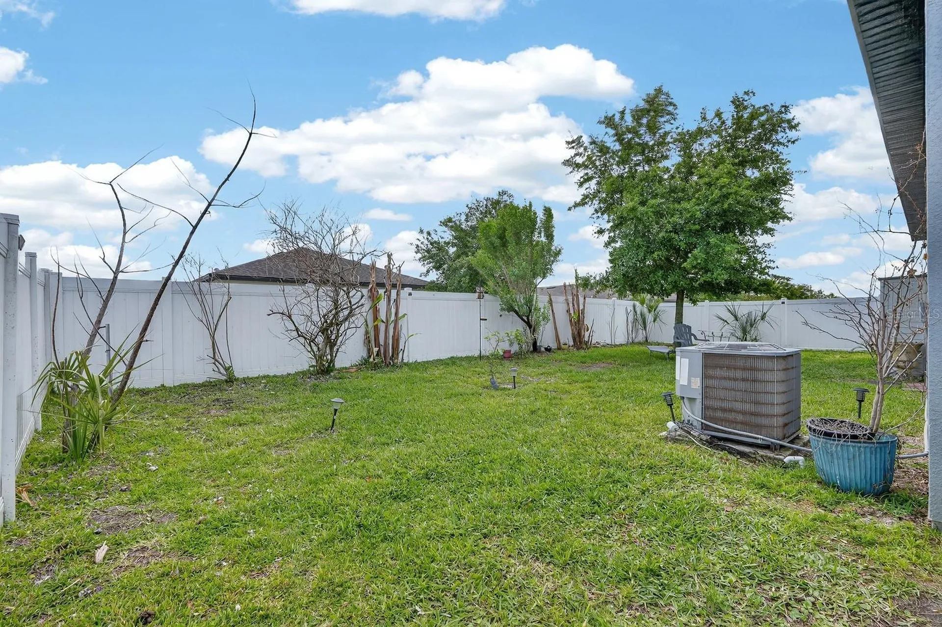 1019 Landing Lane Deltona FL 32738