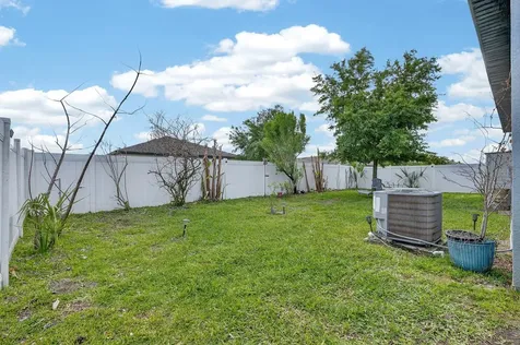 1019 Landing Lane Deltona FL 32738