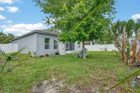 1019 Landing Lane Deltona FL 32738