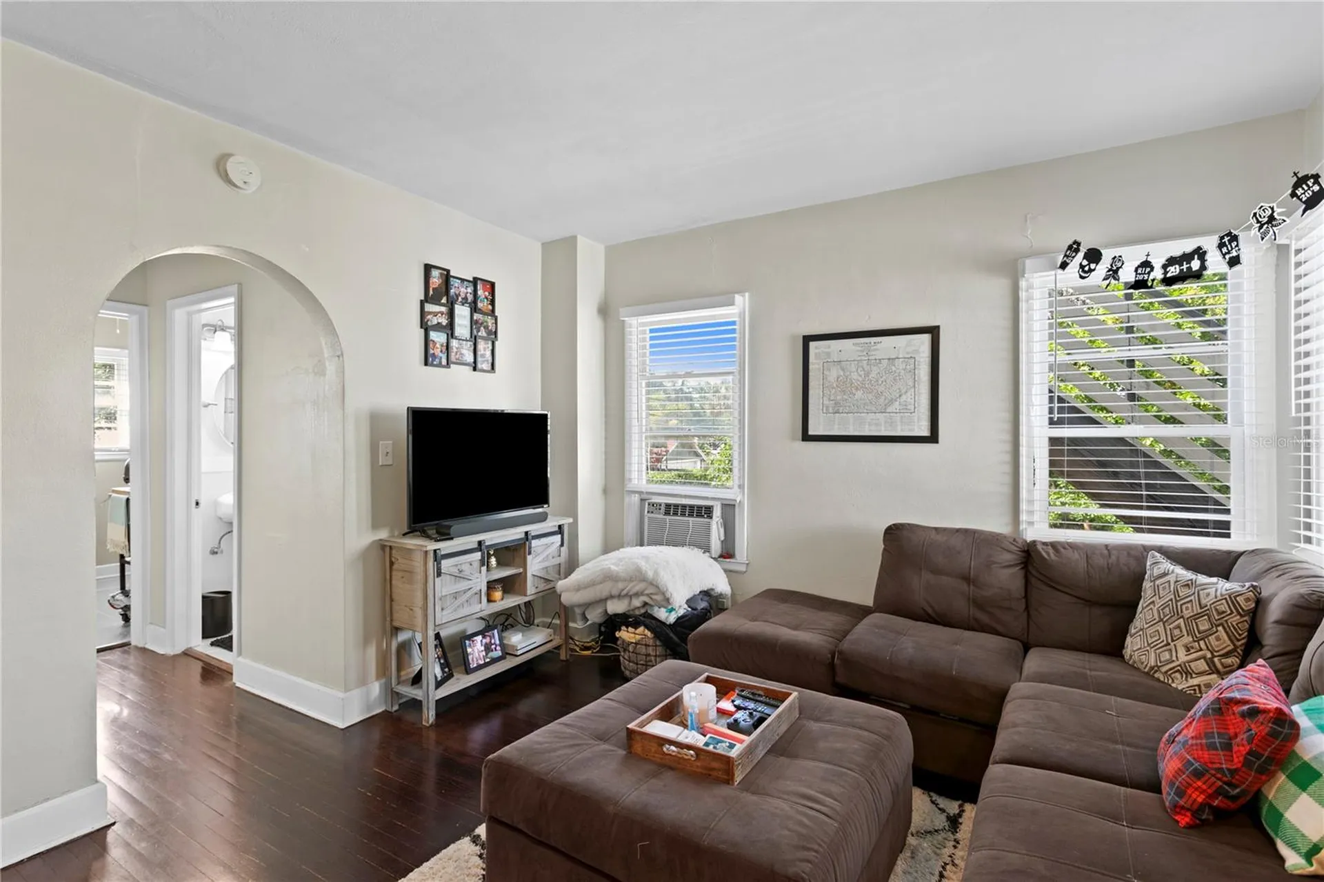 802 Dartmoor Street N St Petersburg FL 33701