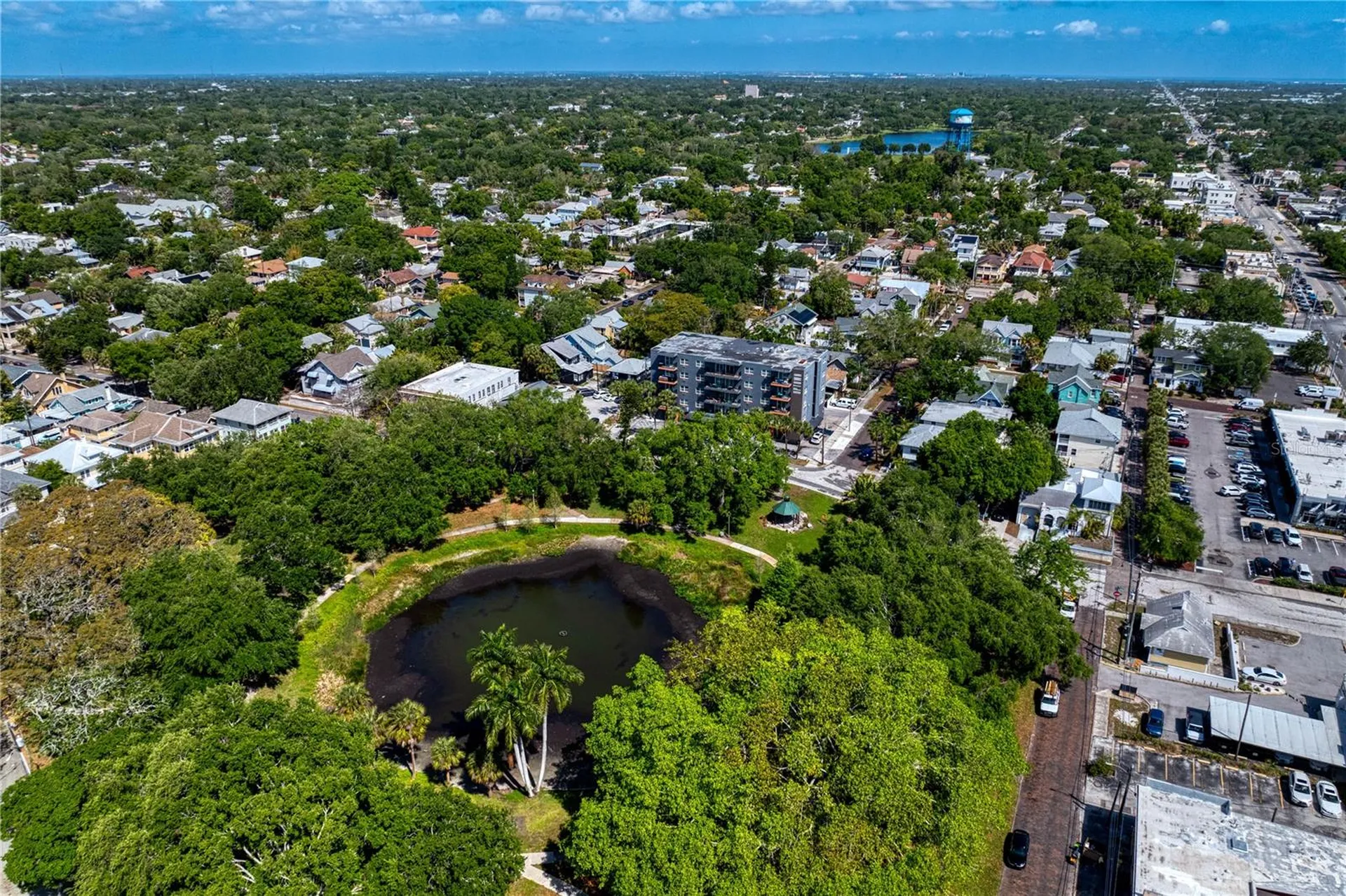 802 Dartmoor Street N St Petersburg FL 33701