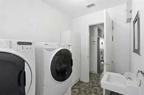 4006 NW 36th Terrace Gainesville FL 32605
