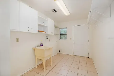 9947 Grove Drive New Port Richey FL 34654