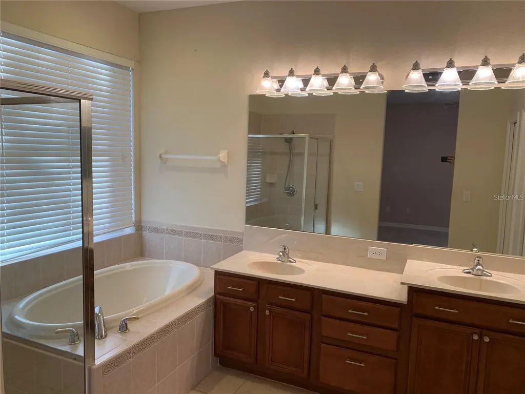 10724 Banfield Drive Riverview FL 33579