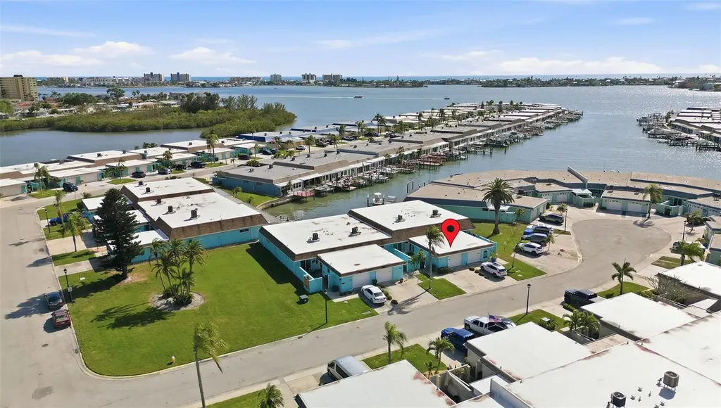 354 Boca Ciega Point Boulevard St Petersburg FL 33708